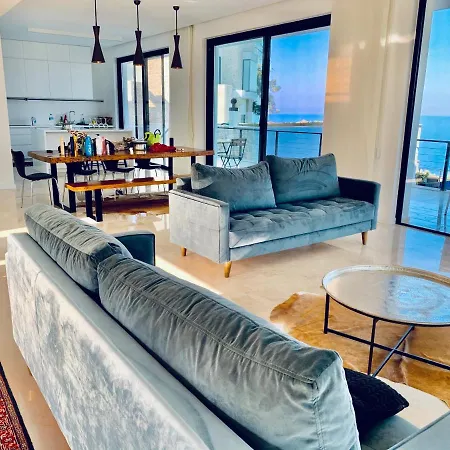 White House Villa *