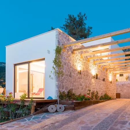 White House Villa